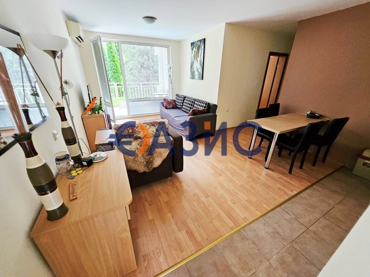 Продава се Двустаен апартамент в к.к. Слънчев бряг - 67 кв.м за 956 €/кв.м - Снимка #5