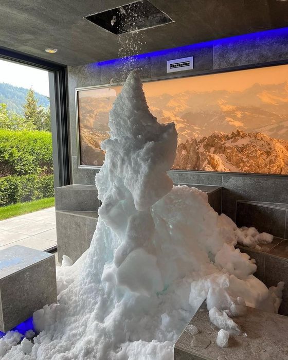 Строительство снежная комнота.