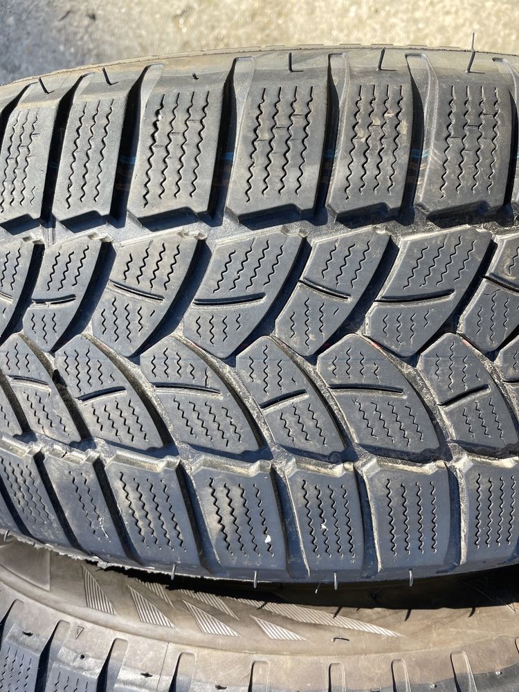 225/55 R17 2бр зимни гуми