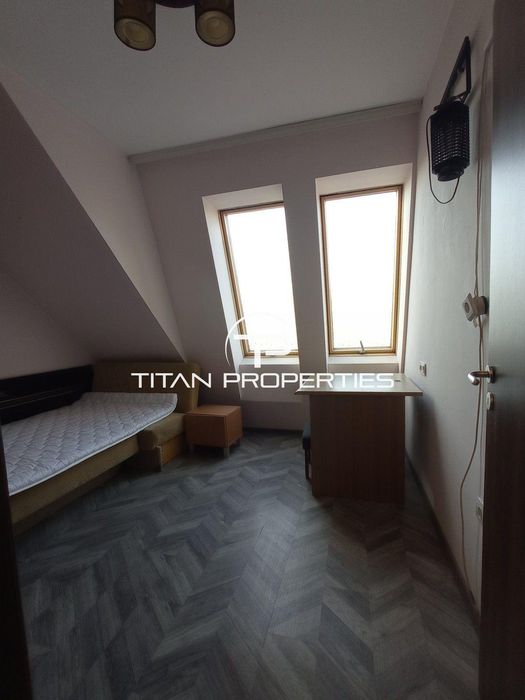 Дава се под наем Едностаен апартамент в Пловдив, Кършияка - 20 кв.м за 255 € - Снимка #2