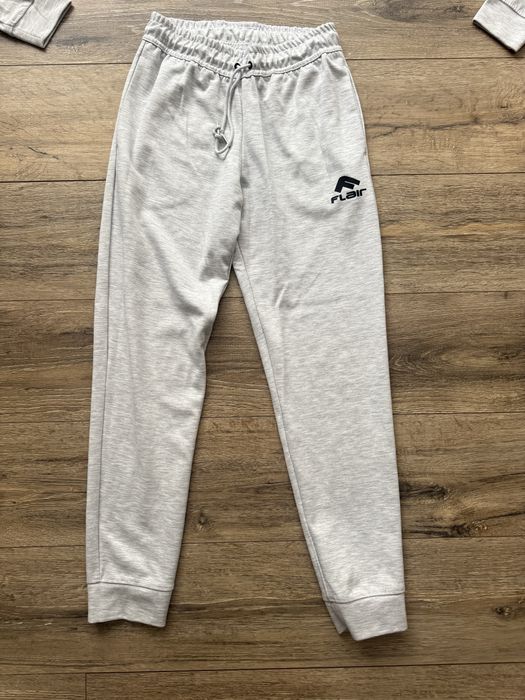 Дамски екип flair