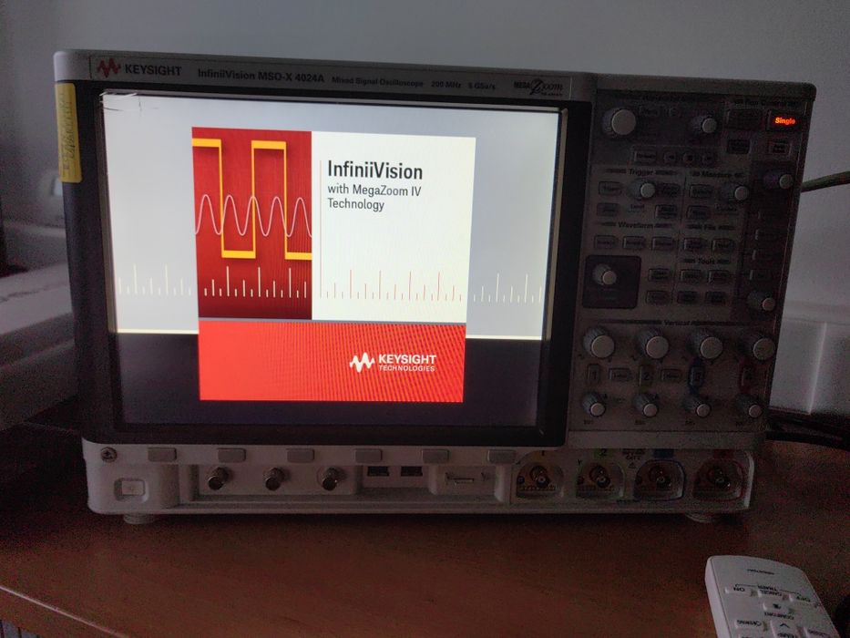 Osciloscop digital - Mixed domainl touch keysight 200Mhz