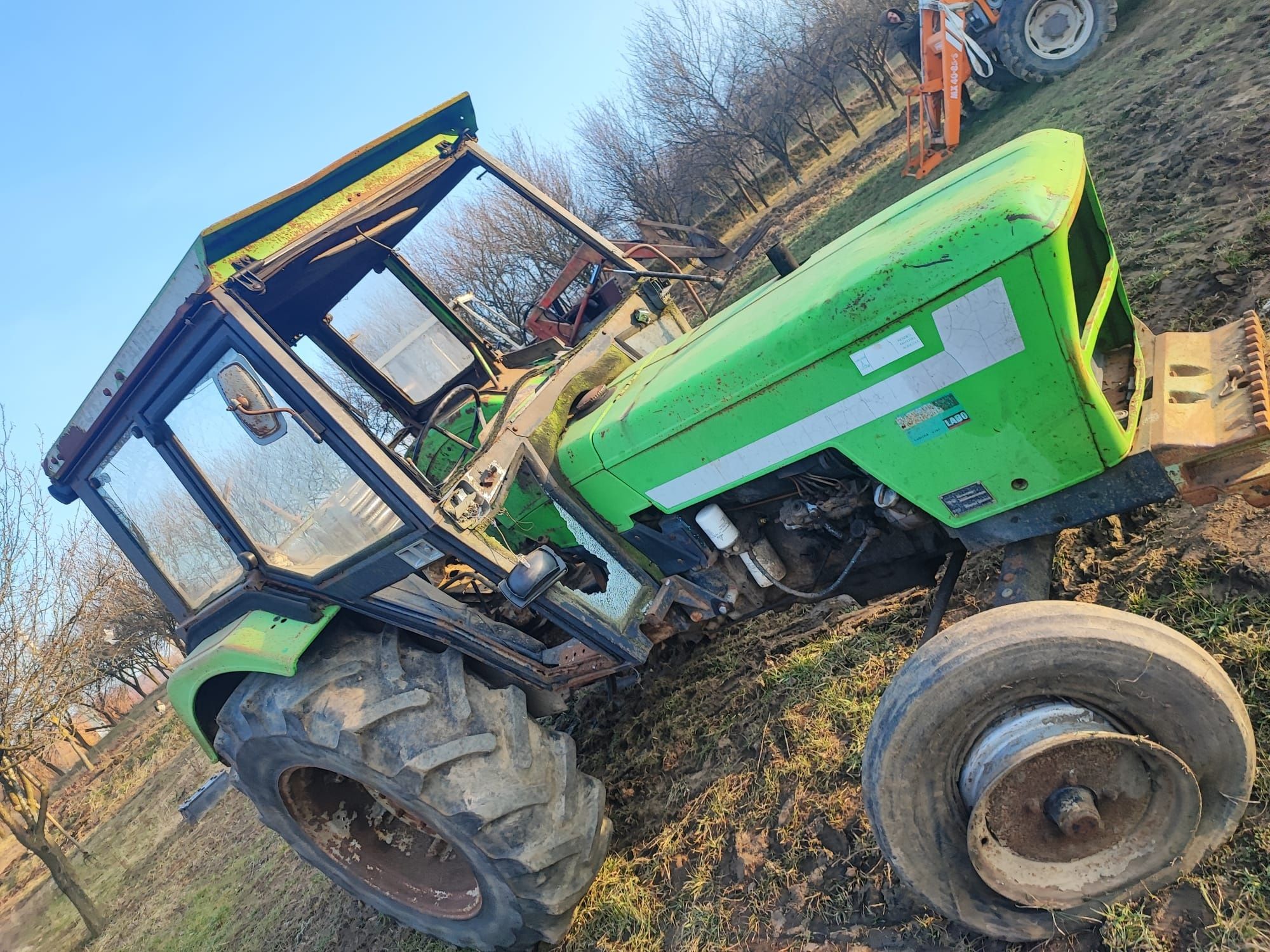 Dezmembrez tractor deutz