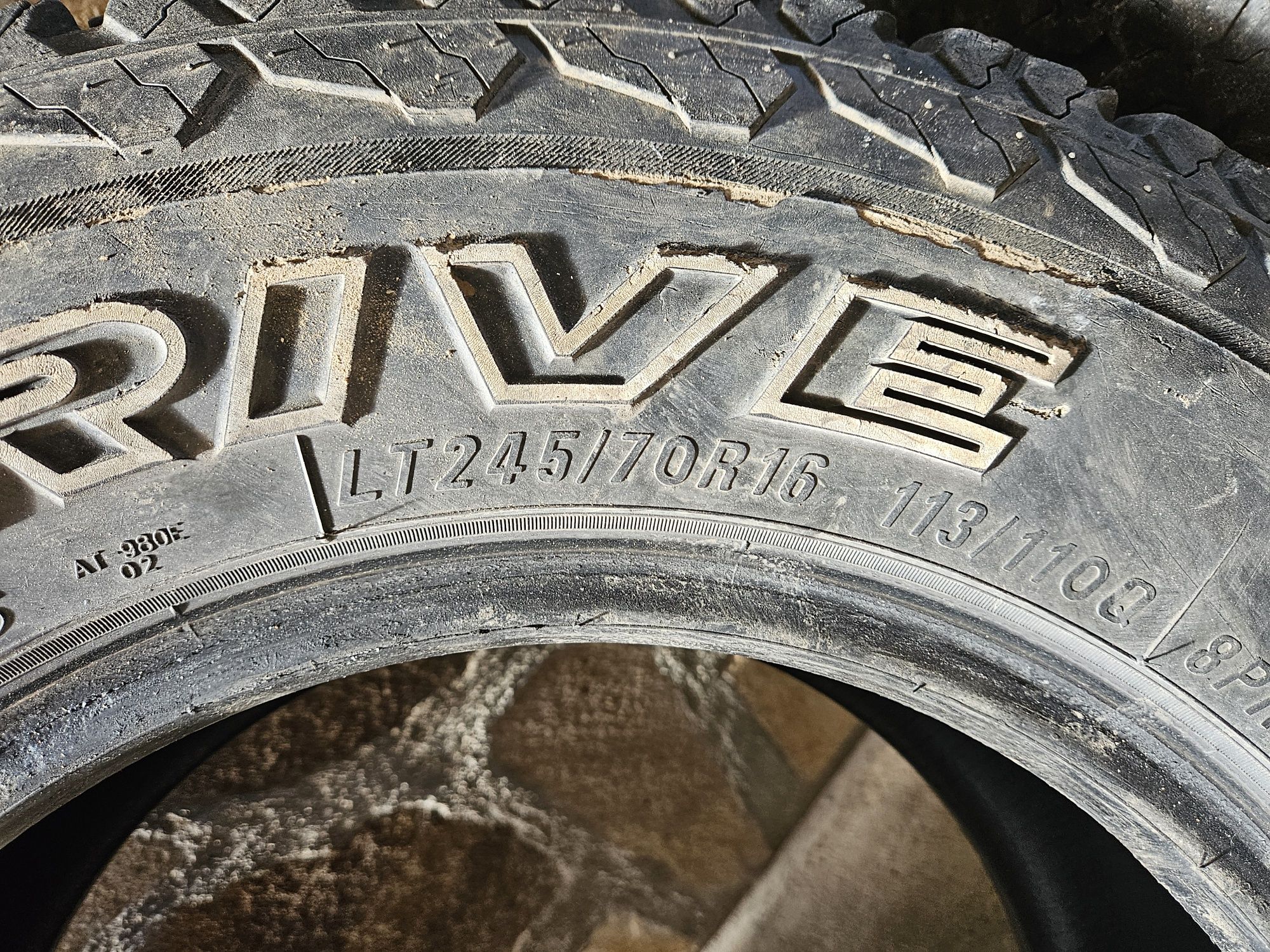 Maxxis worm-drive 245 70 16