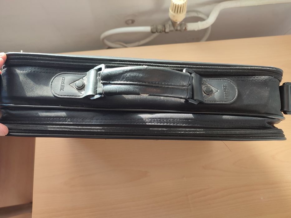 Голяма чанта за лаптоп