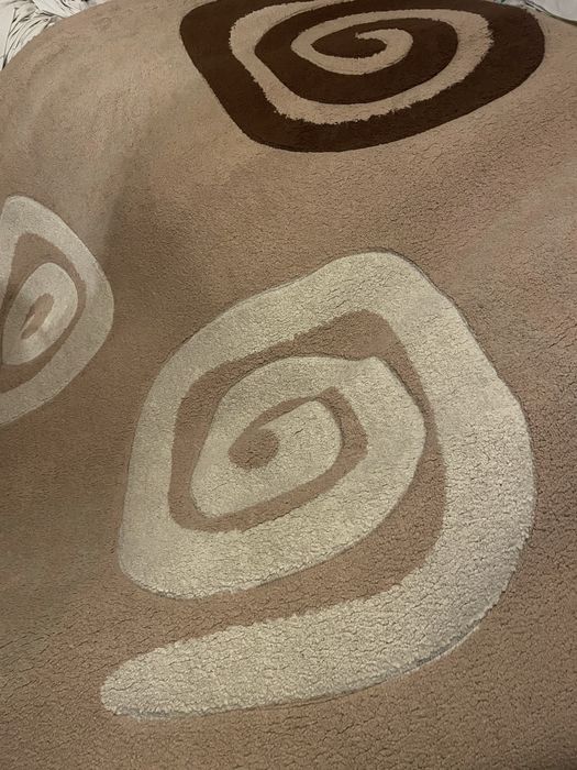 Килим релефен модерен