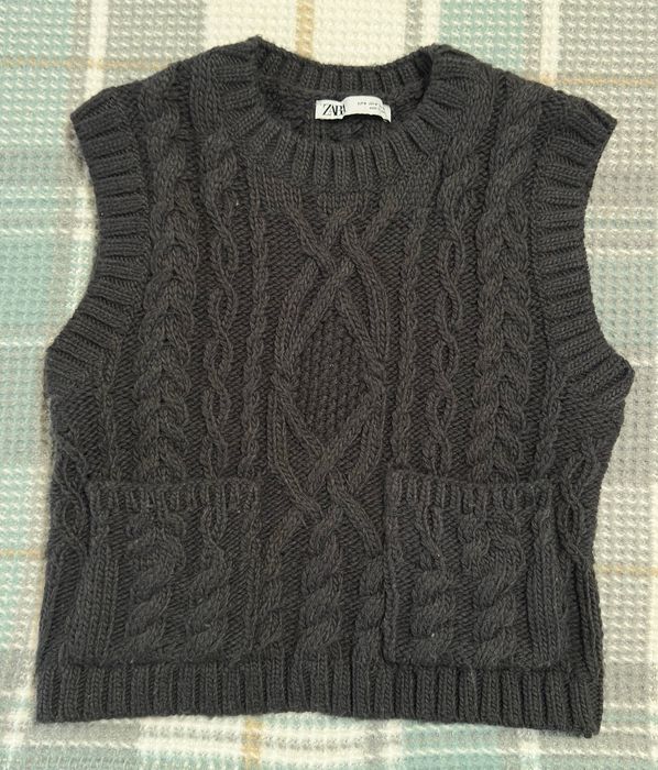 Шерстяная жилетка ZARA