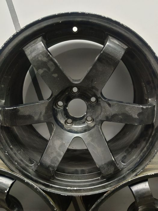 volk racing R18 J9 сотилади йоки обмен