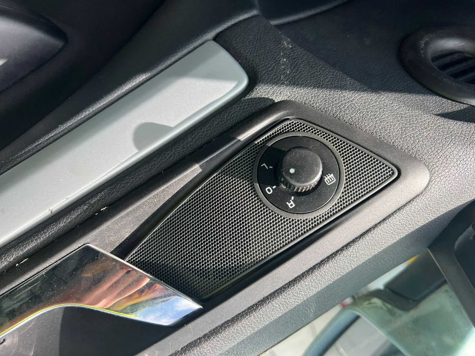 Dezmembrez scoda Octavia 1.6tdi cod CAYC cutie 5 trepte