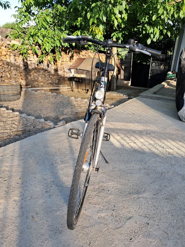 Bicicleta de vanzare