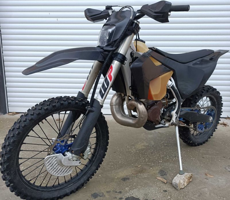 Husqvarna TE300 Регистриран