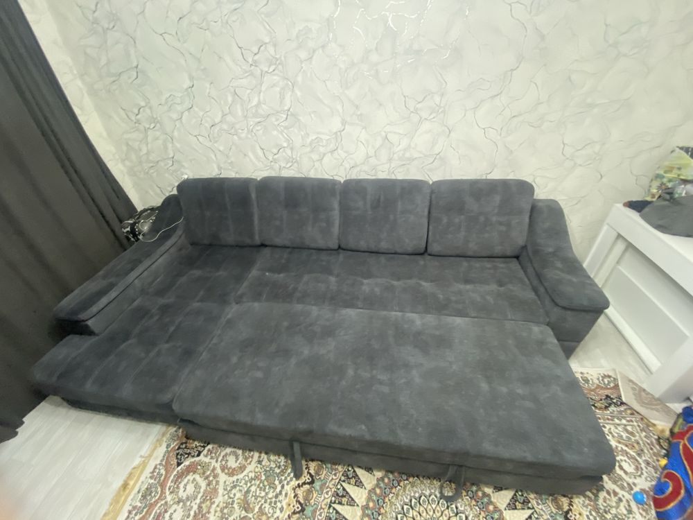 Продаю угловой диван в отличном состоянии