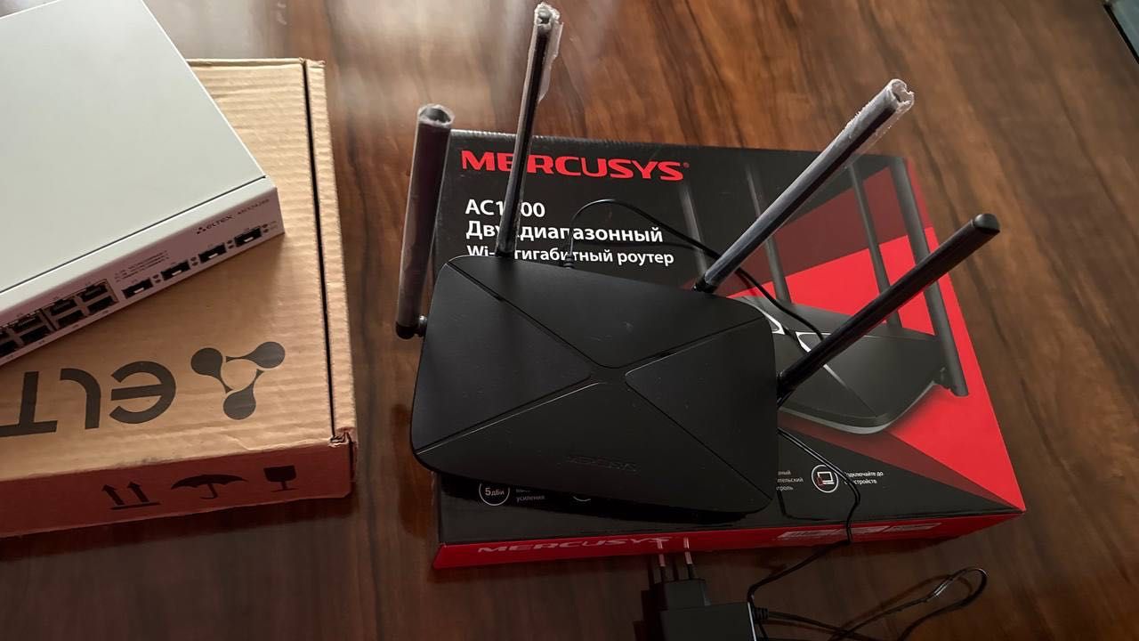 MERCUSYS WiFi, Switch Eltex MES2428B AC