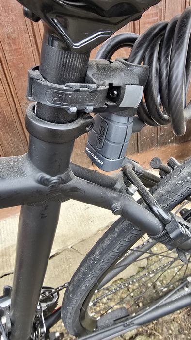Bicicletă Trek FX3 echipată complet Bontrager