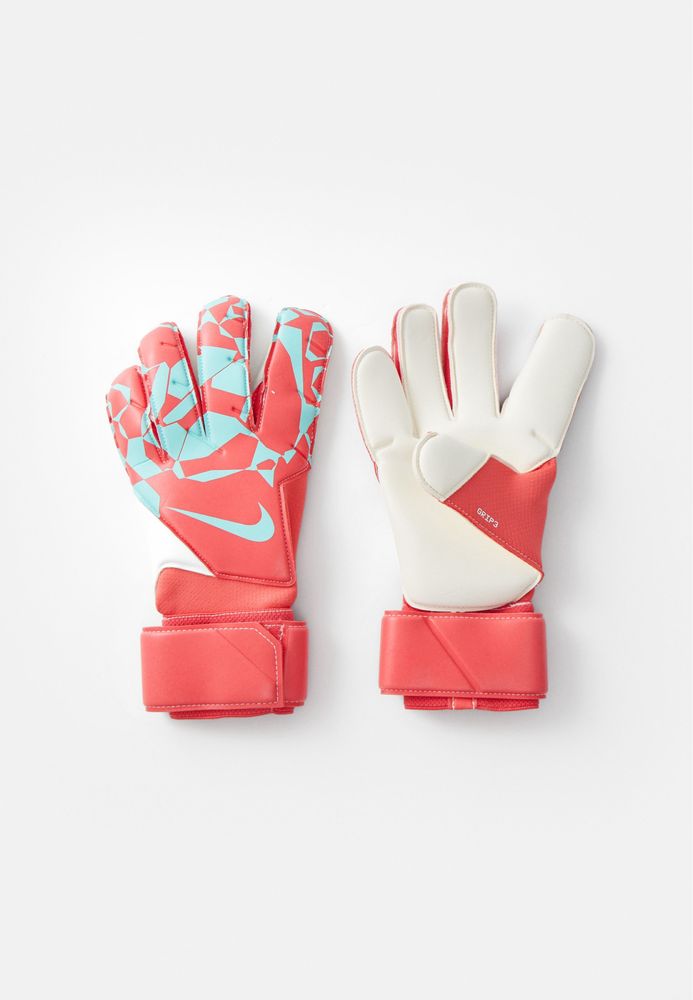 Manusi fotbal Nike