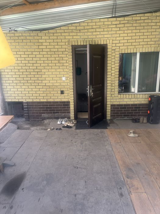 Үй сатылады Кпмуналная 44б 2 жд вокзалдың қасында