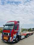 Platforma utilaje Volvo 6x2 / remorca Wielton