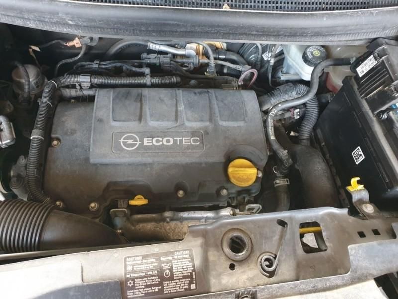 Injector Opel Astra J Facelift 1.4i 85 kw 115 cp;