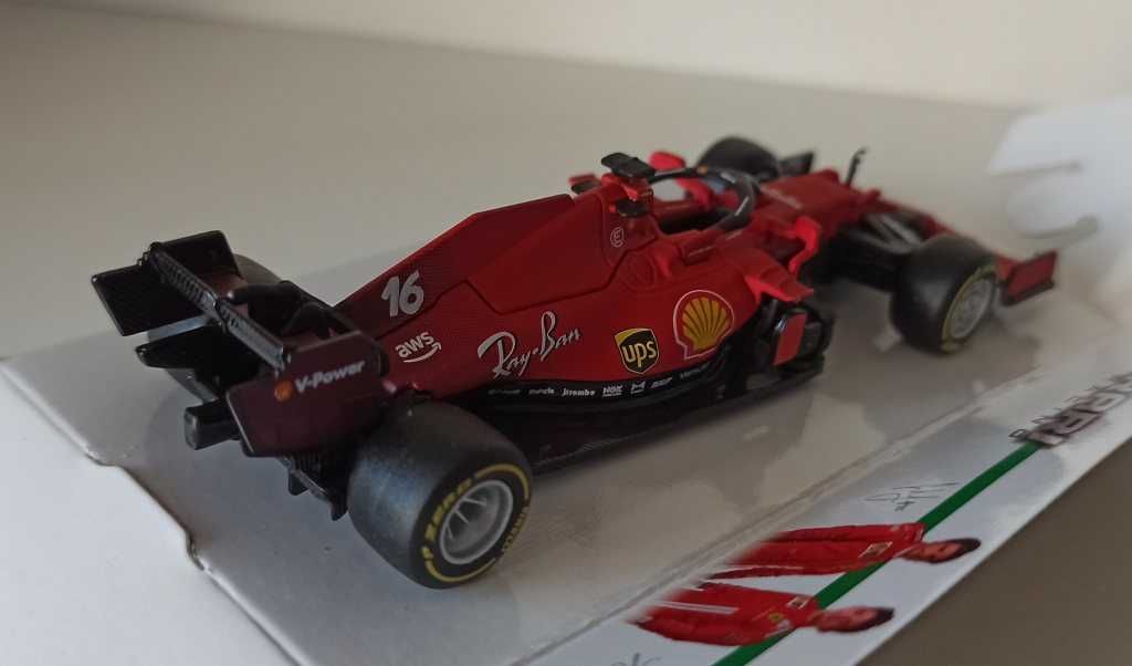 Macheta Ferrari SF21 Charles Leclerc Formula 1 2021 - Bburago 1/43 F1