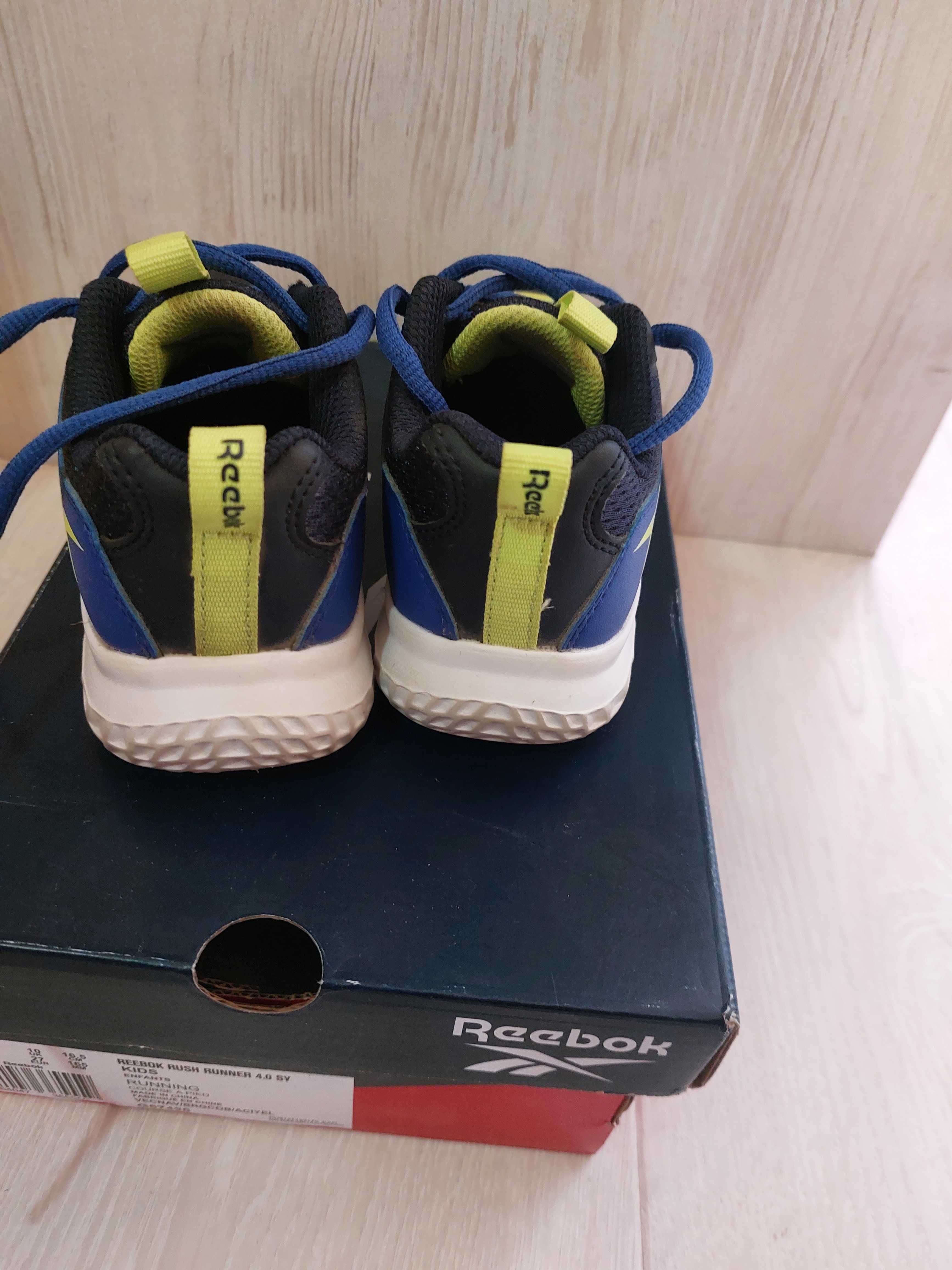 Reebok маратонки за момче 27 номер