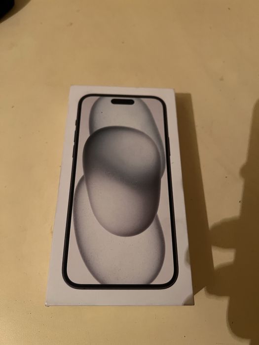 iPhone 15 Plus 128 GB – Ca nou, baterie 100%