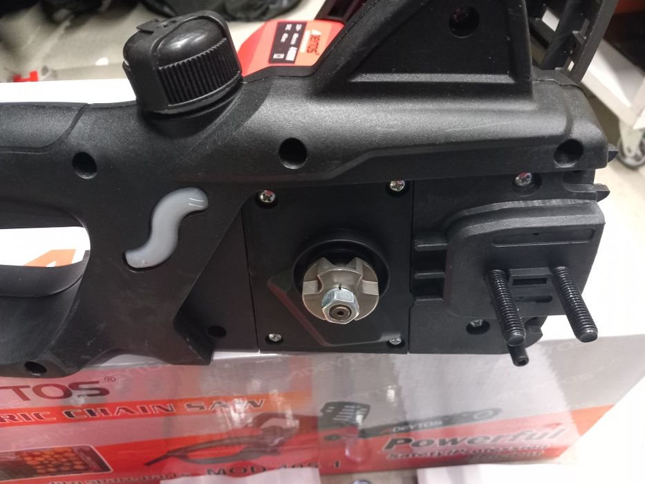 Drujba electrica[ fierastrau) deytos 4400w lama de 45cm