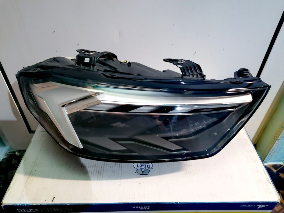 Фар фарове за Ауди А1 / Audi A1 Valeo FUL LED.