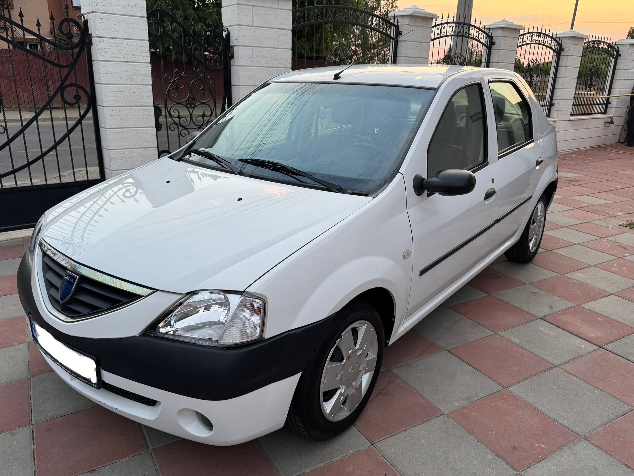 Dacia Logan 2006, 1.4MPI 40.000KM