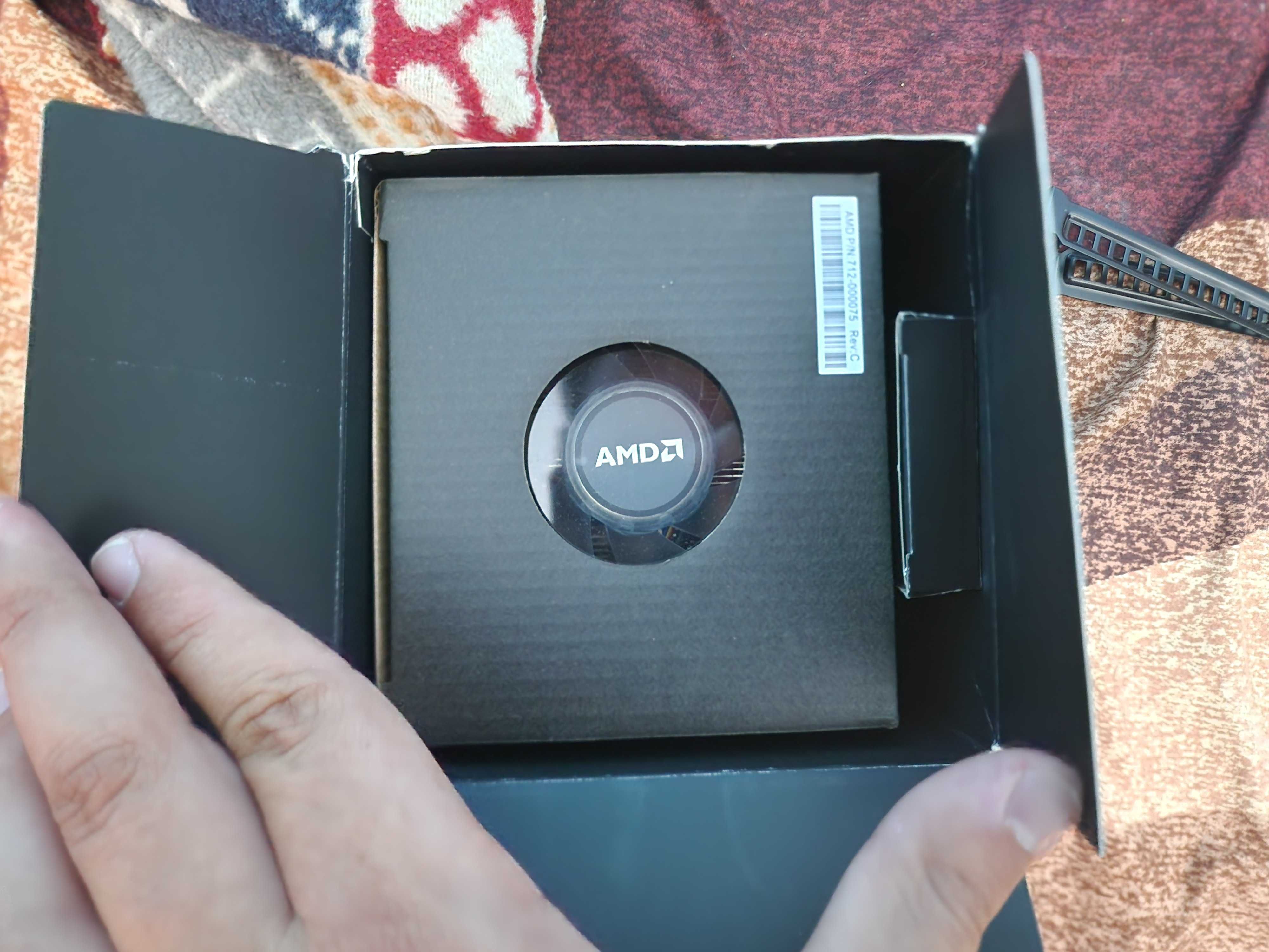 Процесор Ryzen 7 3700x