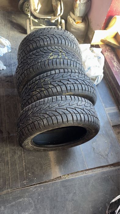 Резина 215/55/17 Зима