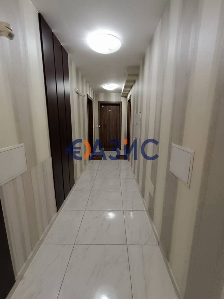 Продава се Тристаен апартамент в с. Равда, Област Бургас - 139 кв.м за 960 €/кв.м - Снимка #12