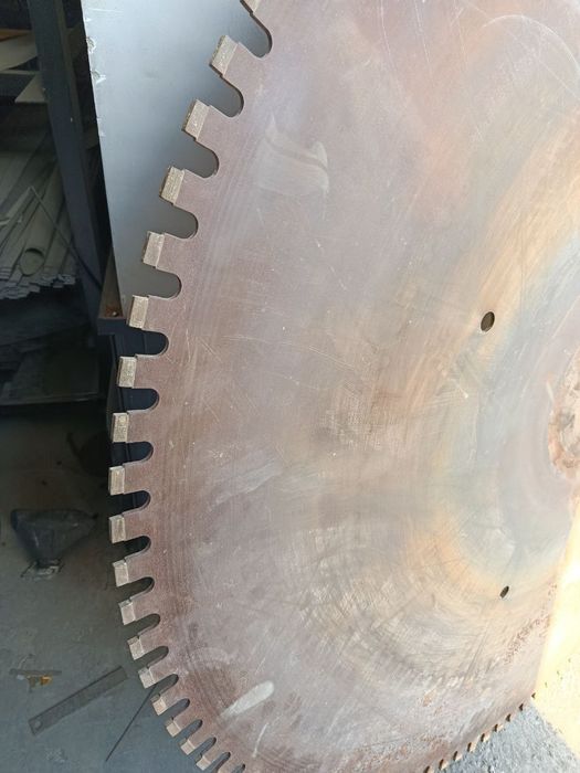 Арра тош кесадиган