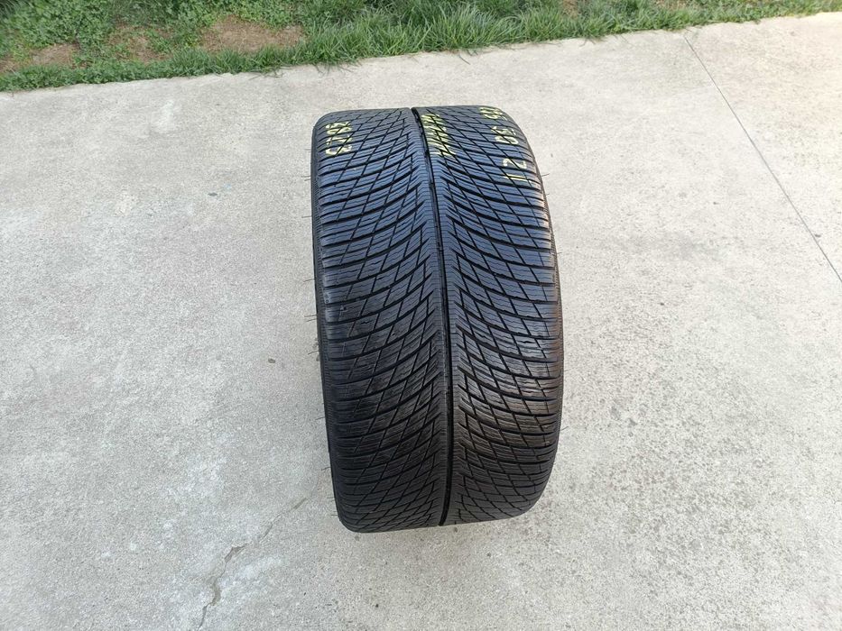 O anvelopa iarna 295 30 21 micheli pilot alpin 5 cu 7 mm dot 3823