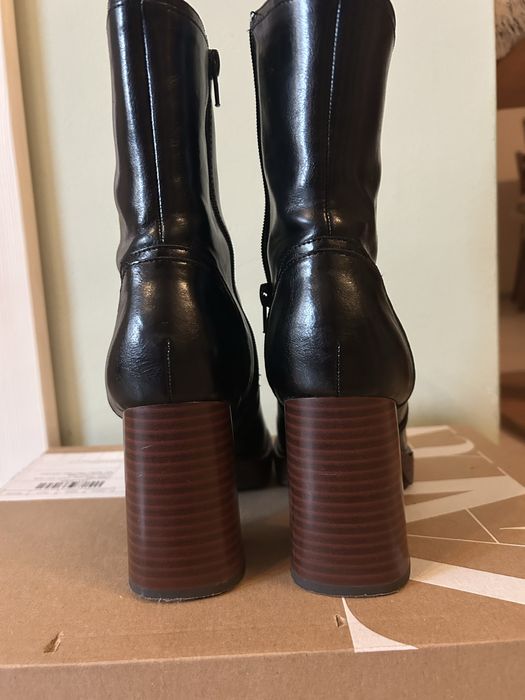 Кожени Боти черни с дебел ток