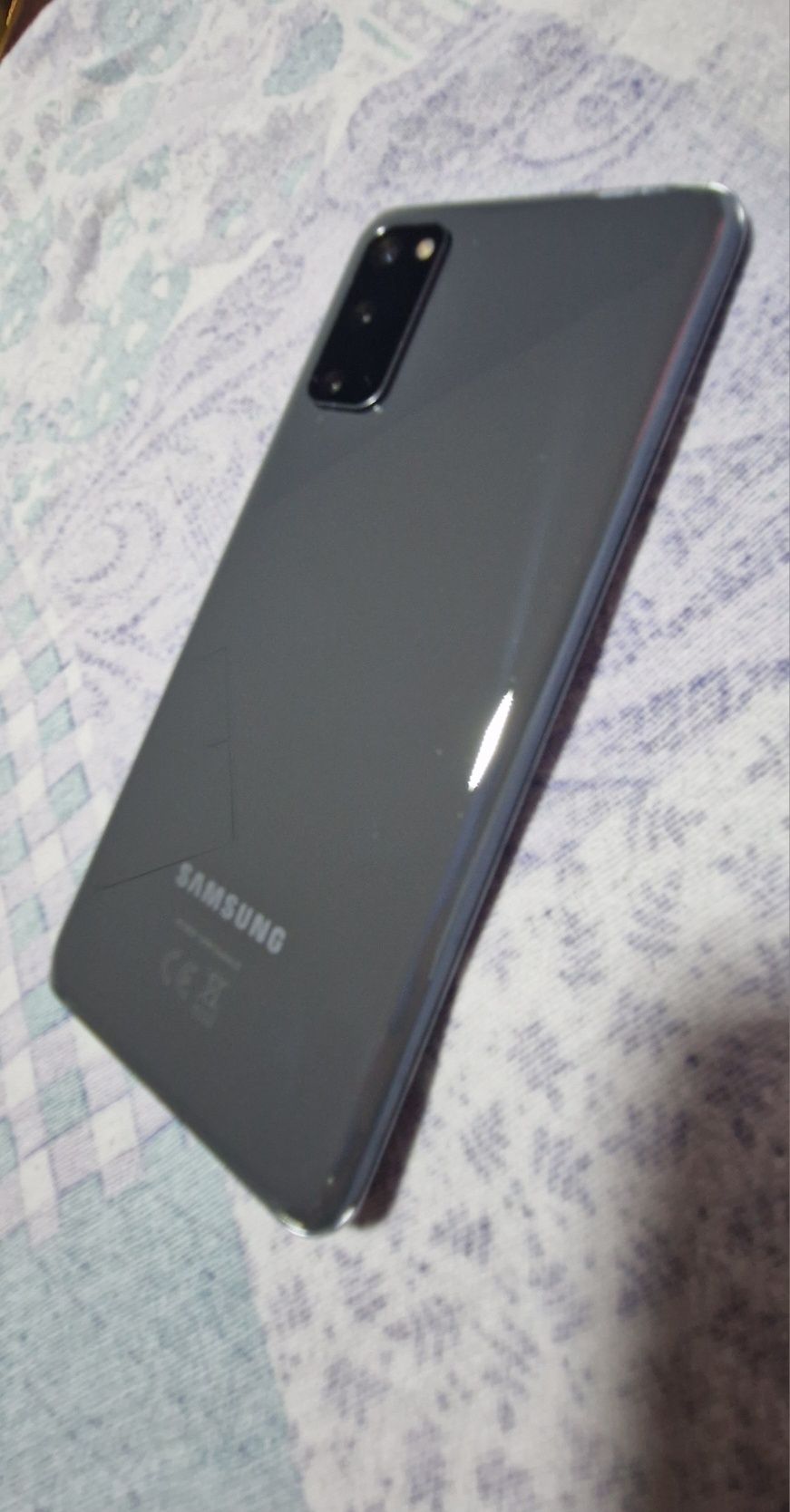 Samsung galaxy S20, Grey