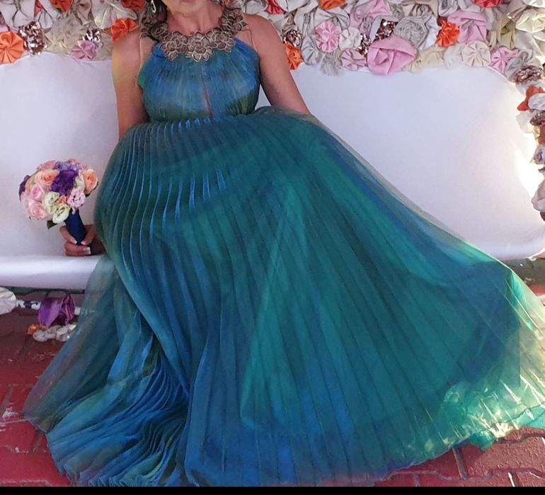 Rochie deosebita pt eveniment