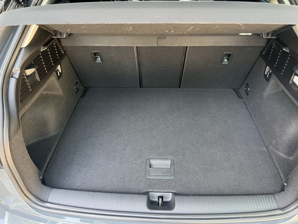 Audi Q2 Etron Elektromobil