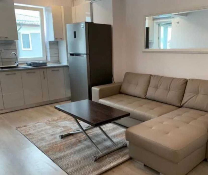 Дава се под наем Четиристаен апартамент в Пловдив, Център - 99 кв.м за 255 € - Снимка #4