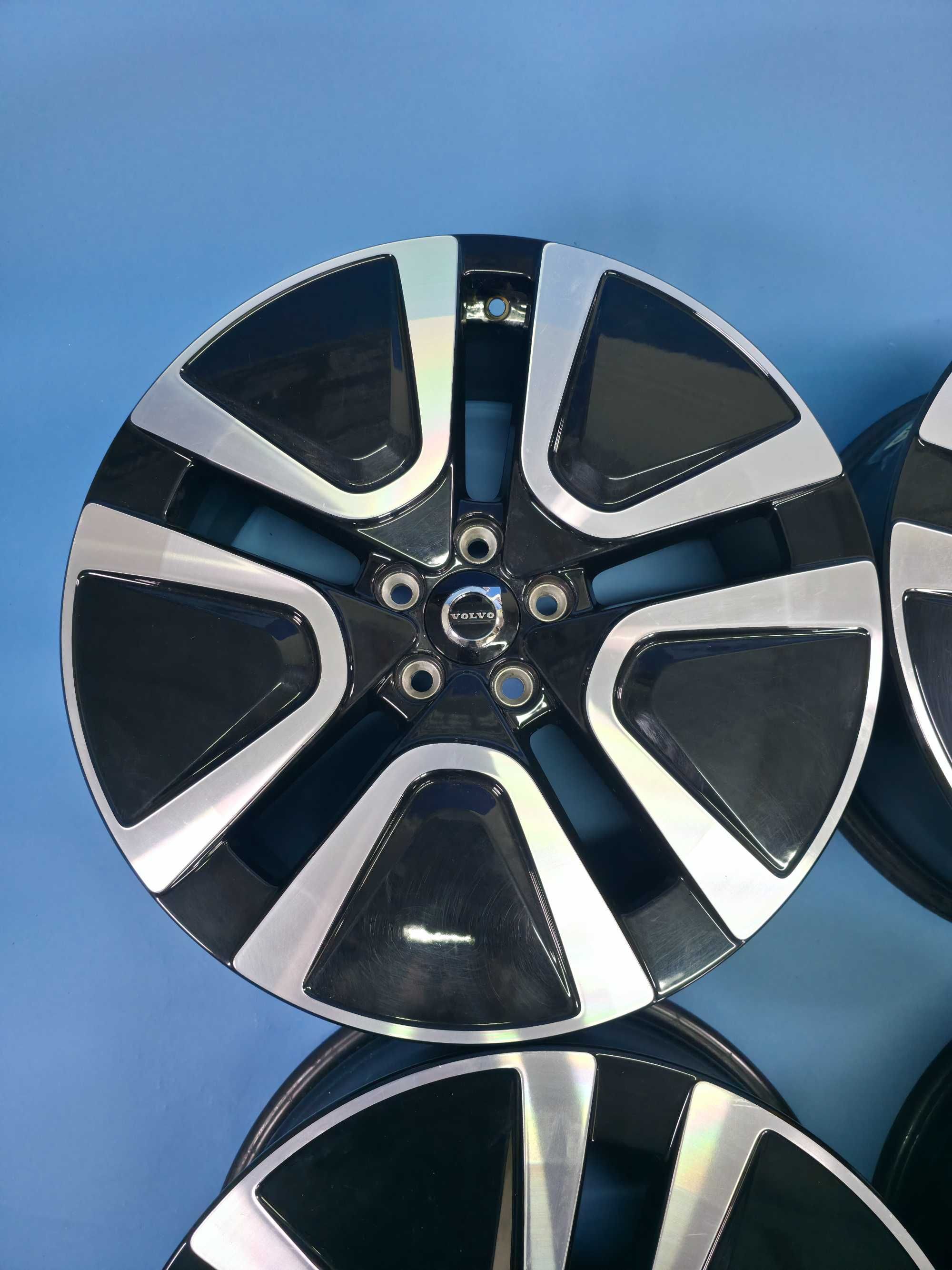 Jante Aliaj 5x108 19'' OEM VOLVO XC40 XC60 V60 V90 - 7.5J ET 50.5 !