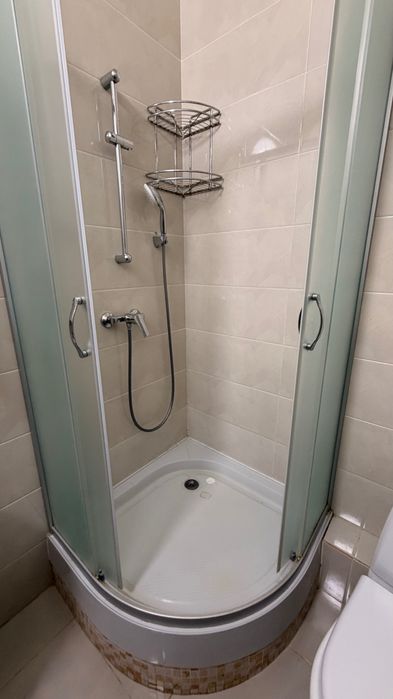 Душевая кабина с поддоном