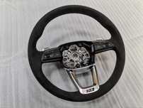 НОВ Спортен Волан Audi RS Алкантара RS3 A3 S3 8Y RSQ3 Q3 82A419091BD