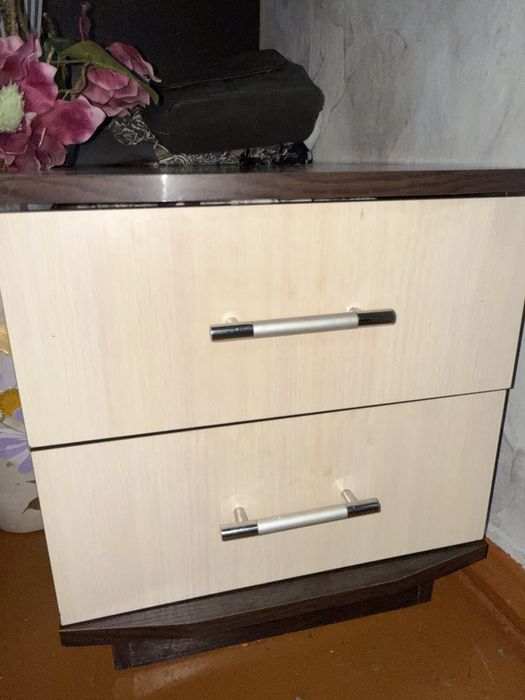 Продам тумбочки новые