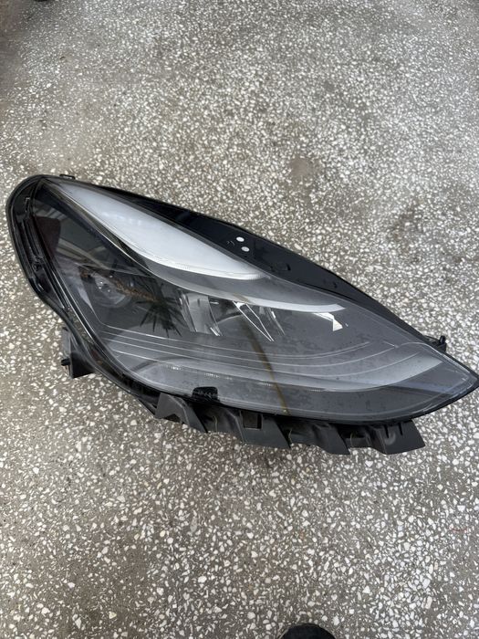 Far matrix/adaptiv Tesla Model 3/Y dreapta