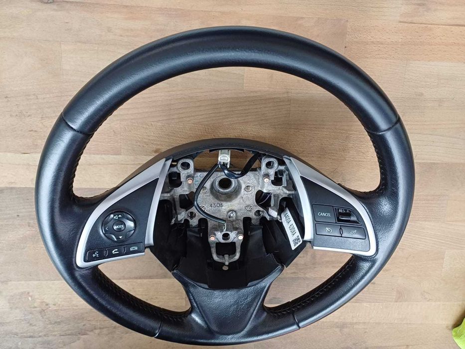 Волан Mitsubishi Outlander 2014