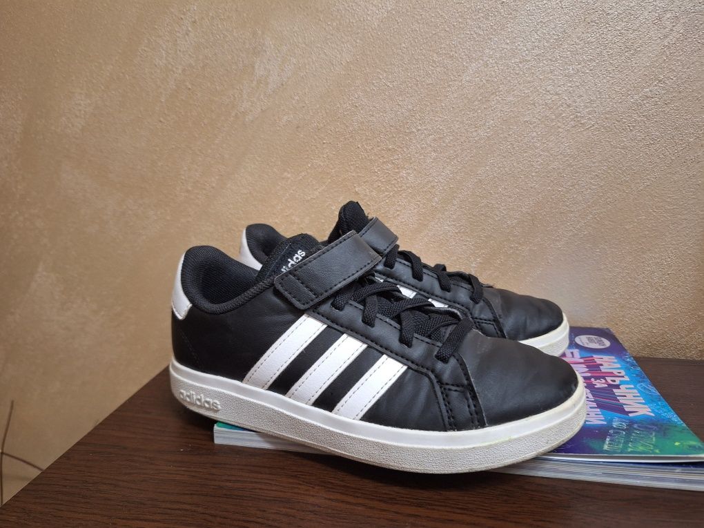 Adidas кожени маратонки 31,5