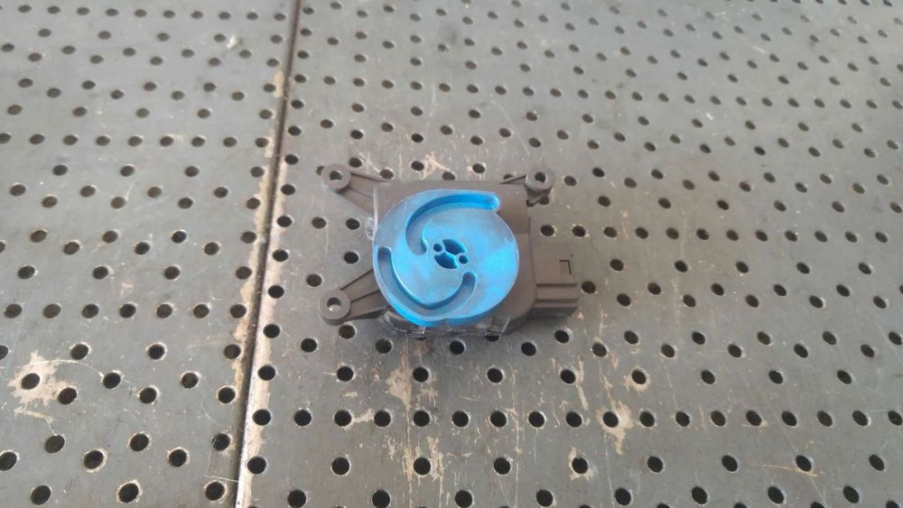 Motoras clapeta aeroterma audi a4 b7 8e 0132801322 666210j