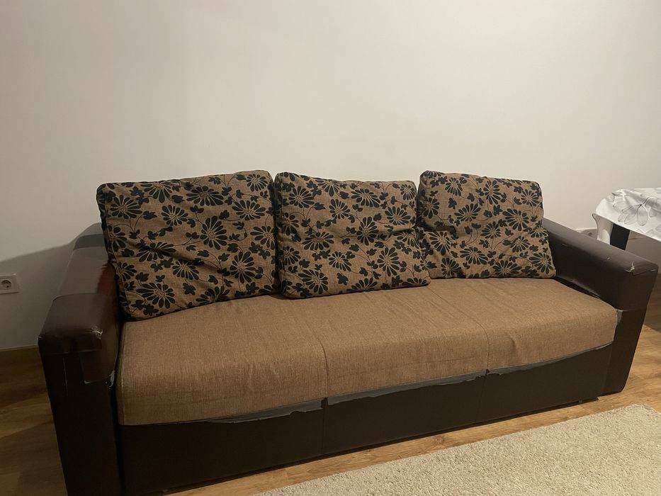 Vand canapea LEMS 3 locuri, extensibila