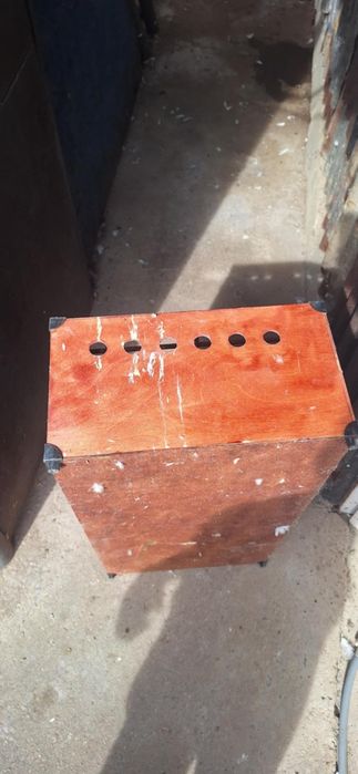 Cușcă  și  hrănitoare