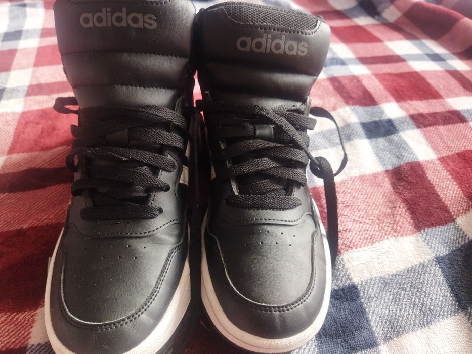 Високи маратонки Адидас