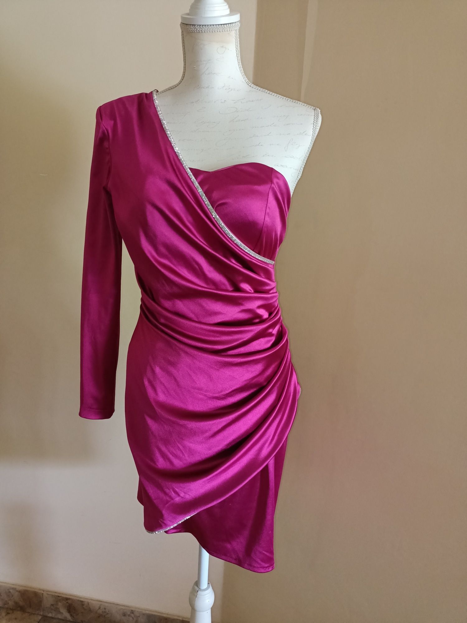 Rochie de nuntă, roz